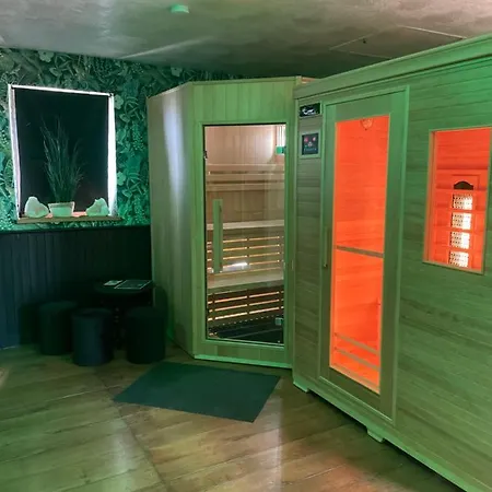 Landhuis Casawellness Amethyste Ou Jaspe Ocean Avec Jacuzzi Interieur Floreffe