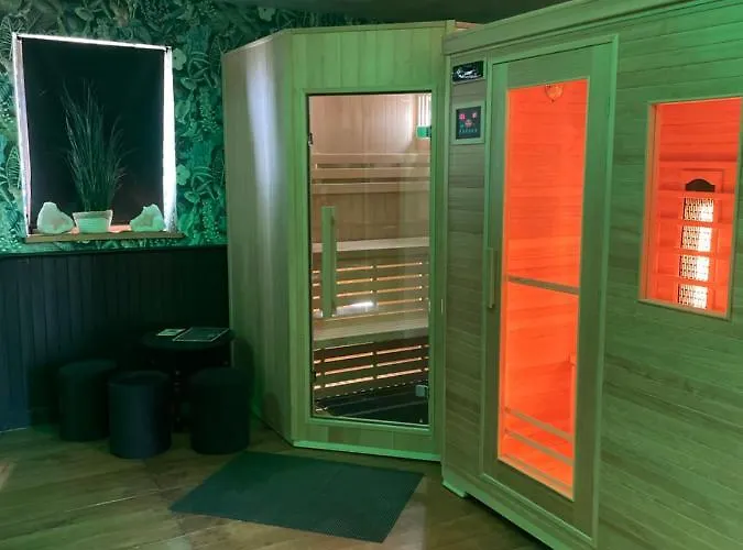 컨트리하우스 Casawellness Amethyste Ou Jaspe Ocean Avec Jacuzzi Interieur Floreffe